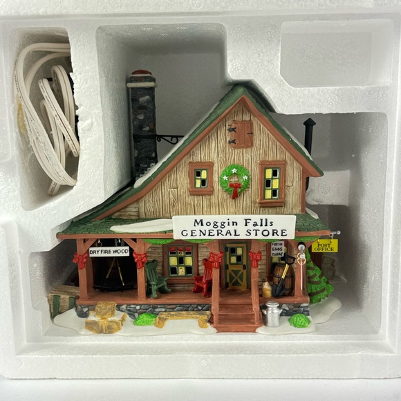 Vintage Department 56 Moggin Falls General Store Light-Up Holiday Decoration - Picture 7 of 10